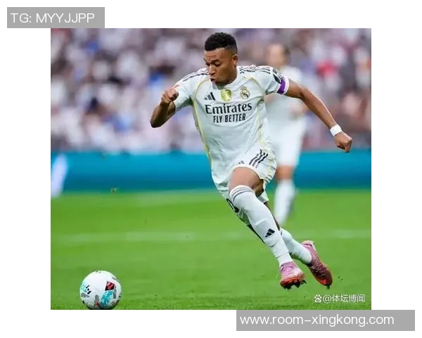 姆巴佩本赛季西甲射门进球创造机会等数据全面领先展现超强实力 姆巴佩本赛季西甲射门进球创造机会等数据全面领先展现超强实力